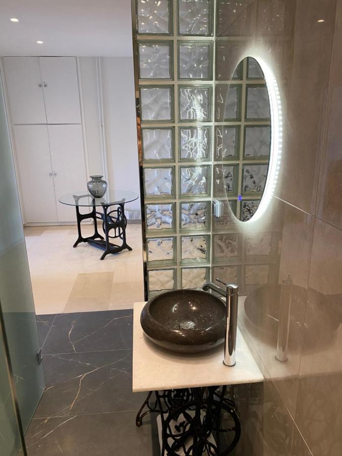 Marina Access Apartment Athens Ngoại thất bức ảnh
